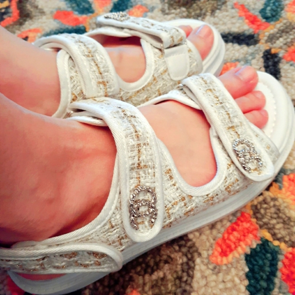New strap on sandles